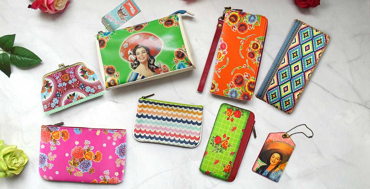 Mlavi design, wholesale, retail whimsical beautiful Mexico themed fashion bags, flat wallets, wristlet wallets, small pouches, coin purses, makeup pouches and fashion jewelry.