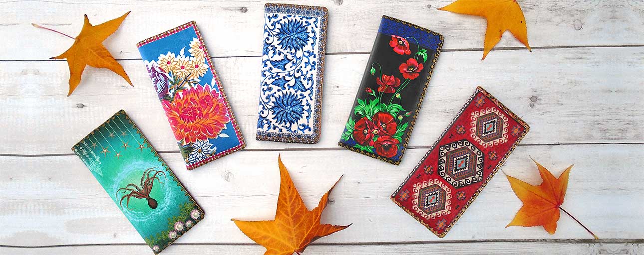 Mlavi design & wholesale unique, beautiful & whimsical vegan large flat wallets to gift shops, boutiques & book stores in Canada, USA and worldwide.